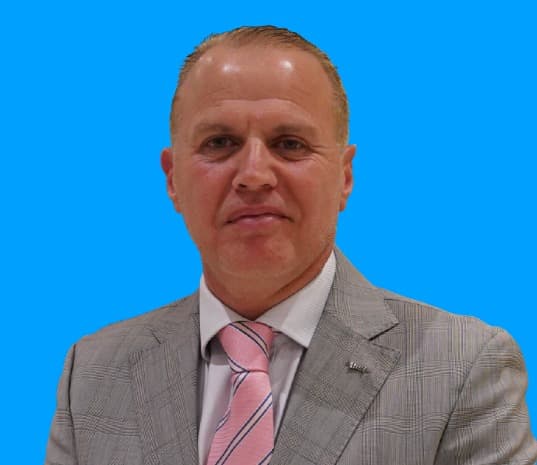 Professional portrait of Mr. Suleiman Hussieni, Country Manager Jordan